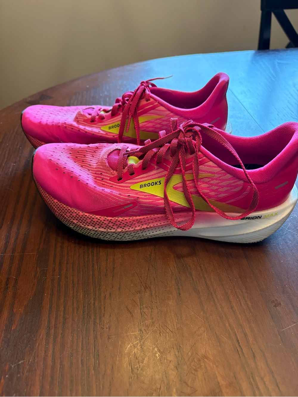 Brooks Women’s Hyperion Max Racing Shoes - Hot Pink/Green